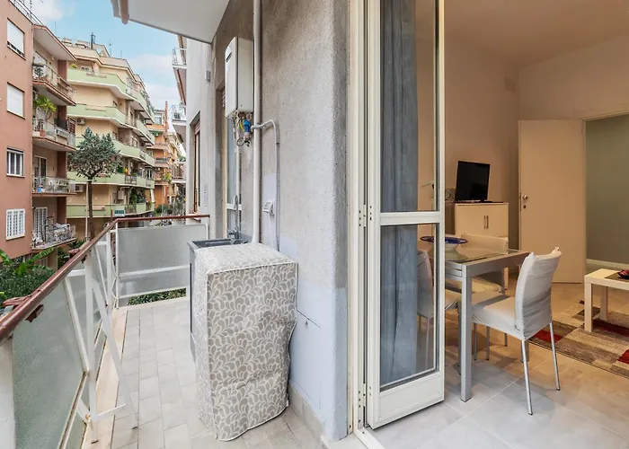 Guesthost - Monteverde Quattro Venti Apartment Rom